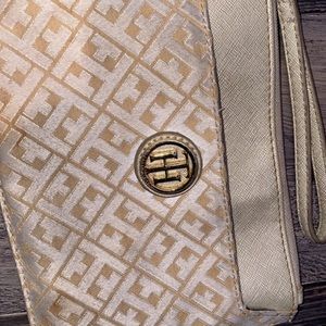 Tommy Hilfiger wristlet